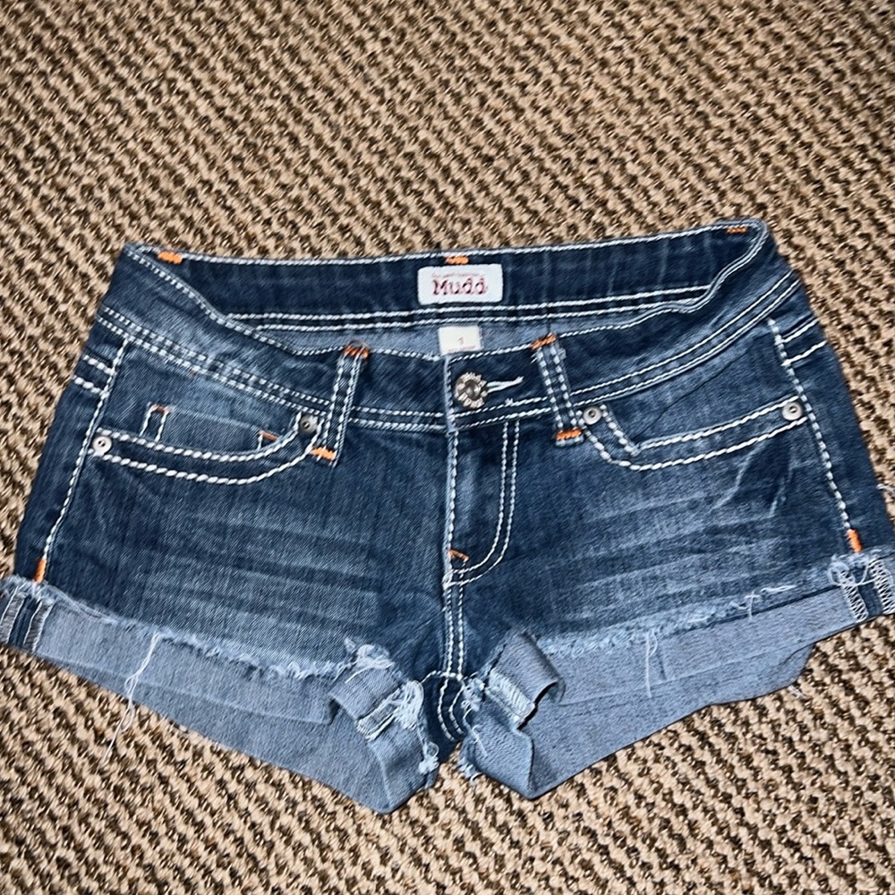 Super cute Mudd shorts